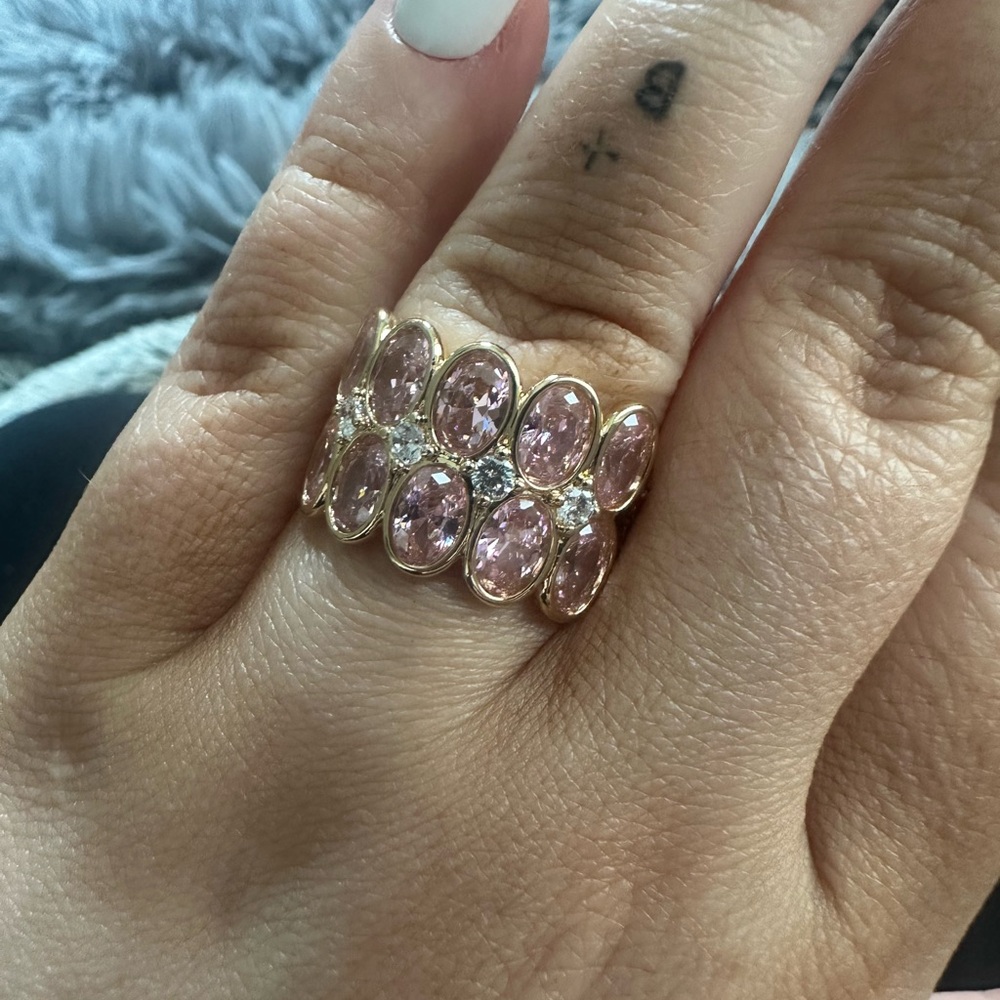 Bomb Party Ring - Picture 2 of 3
